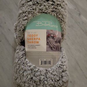 New Bella Russo Teddy Sherpa Throw - 50 " x 60 "